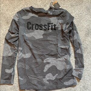 NOBULL Men’s Gray Camouflage CrossFit Long Sleeve Shirt